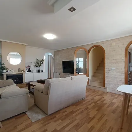 Villa Con Jardin Y Barbacoa R103 Novadesta *