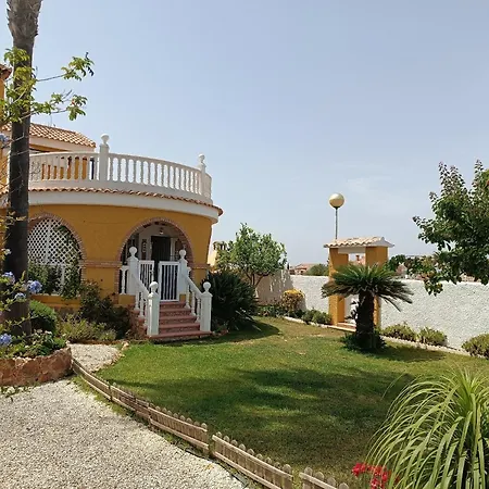 Con Jardin Y Barbacoa R103 Novadesta Villa *